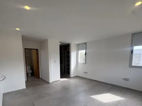 EN VENTA - PUERTO ROLDÁN BARRIO CERRADO-  3 DORMIT-4 BAÑOS- PISCINA