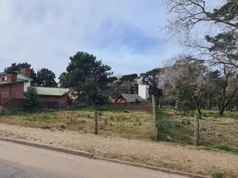Terreno en Venta 15  mts Frente