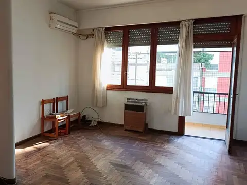 VENTA 3 AMB AV CORRIENTES 4600 ALMAGRO-V.CRESPO