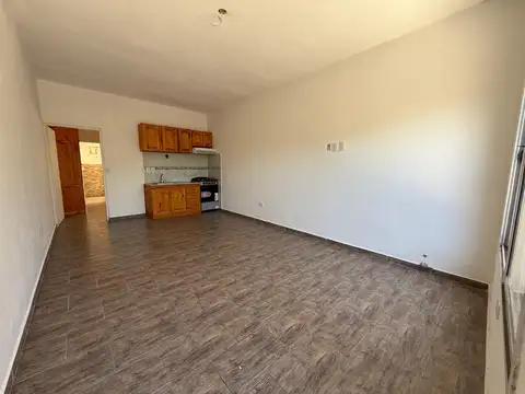 Depto Tipo Casa en Alquiler de 2 ambientes