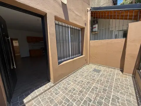 Perito Moreno 1800, Piso 1