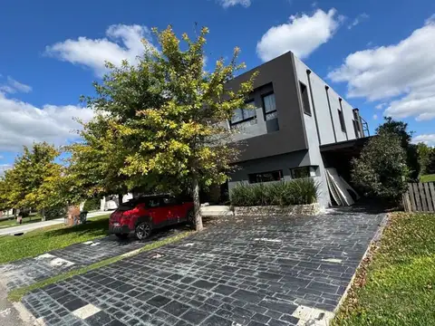 Casa  en Venta en Altos de Campo Grande, Pilar, G.B.A. Zona Norte