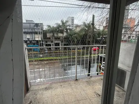 Oficina en Alquiler en Lanus Oeste, $ 370.000