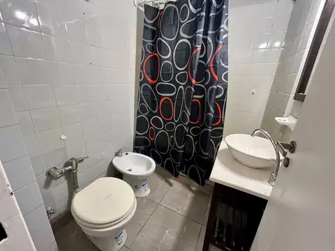 EXCELENTE SEMIPISO 2 AMBIENTES EN PALERMO CHICO.