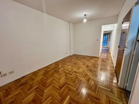 EXCELENTE SEMIPISO 2 AMBIENTES EN PALERMO CHICO.