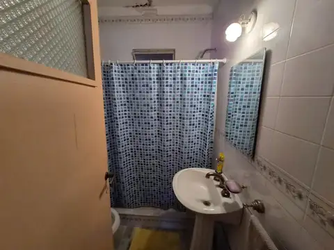 Chalet de dos dormitorios y dependencias Apto Crédito Bancar