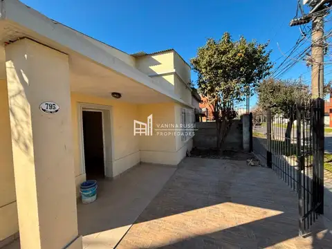 Casa en Venta en Belen de Escobar, USD 190.000