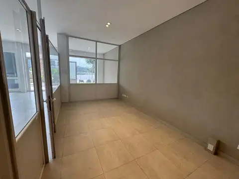 Disponibilidad inmediata. Ideal cafeteria.