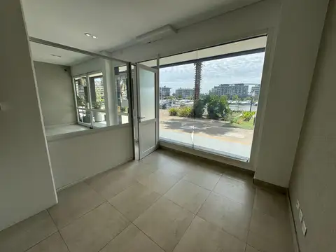 Avenida Del Puerto Jc433205 200