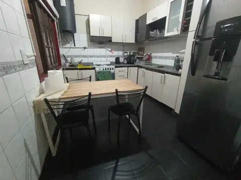 Brandsen 1700, Piso pb