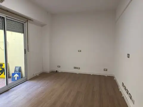 VENTA 2 AMB CON PATIO Y LAVADERO CHACARITA