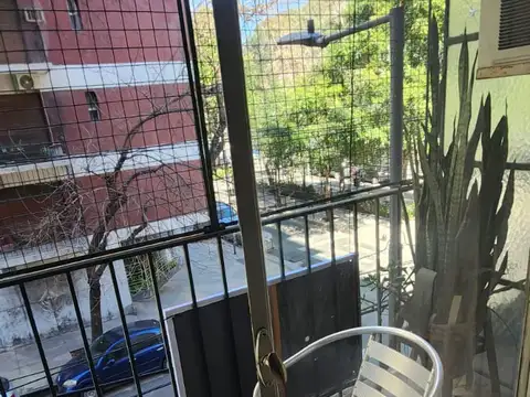 Avenida General Indalecio Chenaut 1900