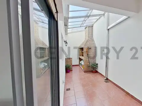 Departamento 5 ambientes con 3 baños