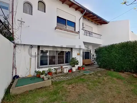 VENTA APTO CREDITO PH 5 AMBIENTES CIUDADELA TRES DE FEBRERO CON MONOAMBIENTE INDEPENDIENTE