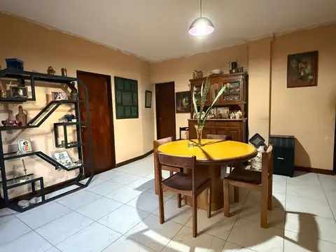 Depto Tipo Casa en Venta de 4 dormitorios