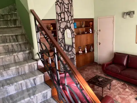 Depto Tipo Casa 4 ambientes con 1 baño
