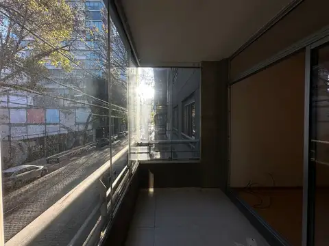 Beruti 4500, Piso 1