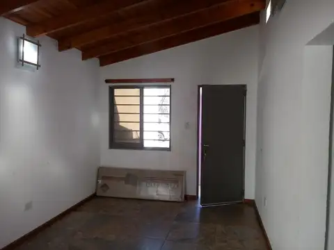 Casa en Alquiler en San Roque, $ 480.000