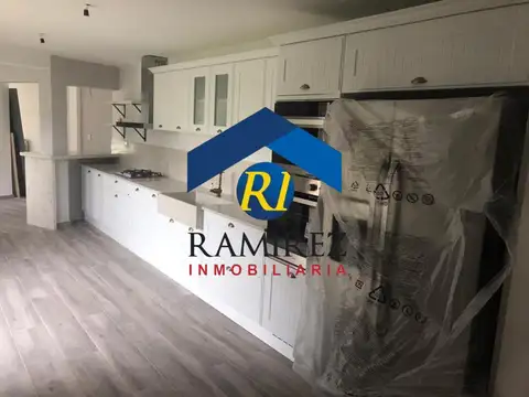 CASA EN VENTA - SANTA CRUZ - RIO GALLEGOS - BARRIO JARDIN - SOLDADO ORTEGA Nº72