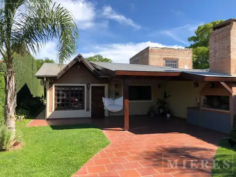 Casa en Venta Apto Crédito sobre calle  Las Margaritas Escobar
