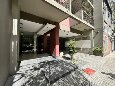 Avenida Teniente General Donato Álvarez 200