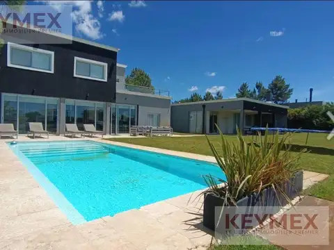 ALQUILER CASA 6 DORMITORIO  COSTA ESMERALDA PINAMAR PILETA JARDIN VISTA A LAGUNA 16 PERSONAS 800XDIA