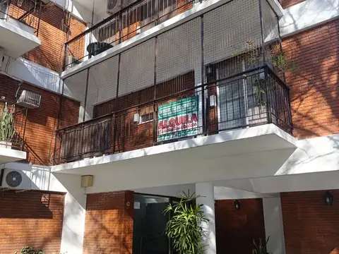 V DEVOTO 3 ABMIENTES AL  FRENTE CON BALCON CORRIDO, 1 cuadra plaza Arenales  IMPECABLE