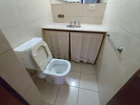 Casa 3 ambientes con 2 baños