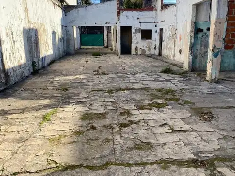 Teniente General Juan Domingo Perón 2828