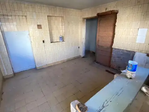¡Ideal inversión! Inmueble en zona comercial - Los Polvorine