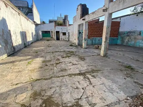 ¡Ideal inversión! Inmueble en zona comercial - Los Polvorine