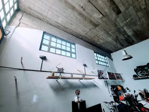 Depto Tipo Casa en Venta con 1 cocheras