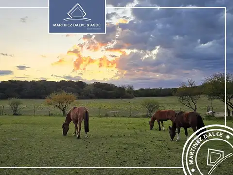 ESTANCIA JESUITICA SANTA CATALINA - Campo de 125 Has con rio