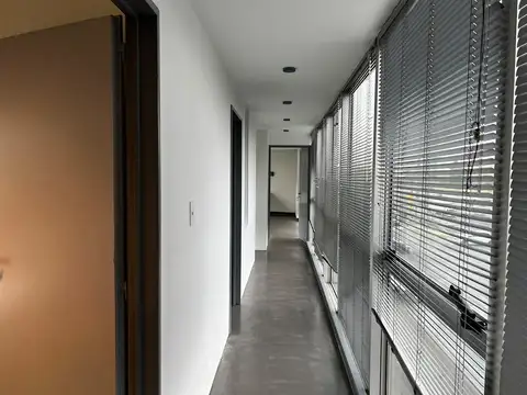 Oficina en Alquiler en Martinez, $ 8.000.000