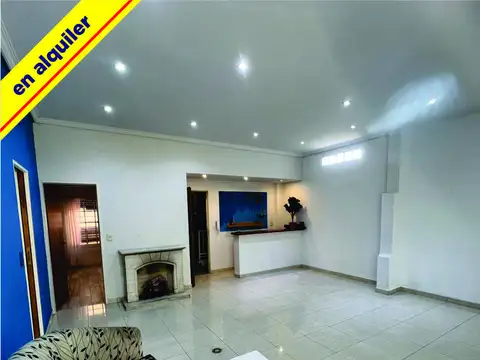 Dr Roberto J Crotti 600, Piso 1