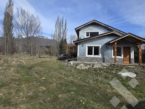 Venta casa 2 dormitorios - Callejón de Torres - San Martin de los Andes
