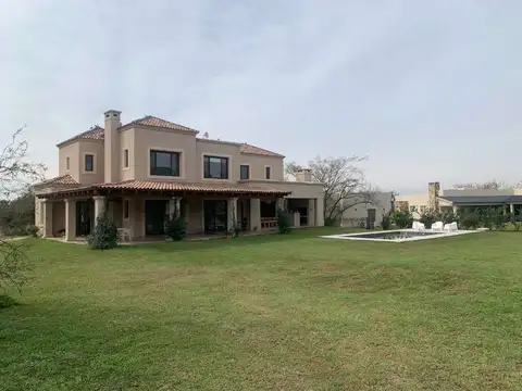 Casa en Venta en San Lorenzo, USD 550.000