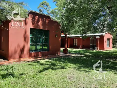 Casa 5 ambientes con 3 baños