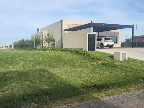 Terreno en Venta 20  mts Frente