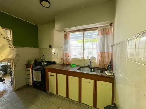 CASA EN VENTA | BARRIO 14 DE OCTUBRE