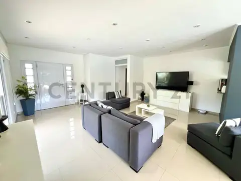 Casa en Alquiler en La Cesarina, USD 1.500