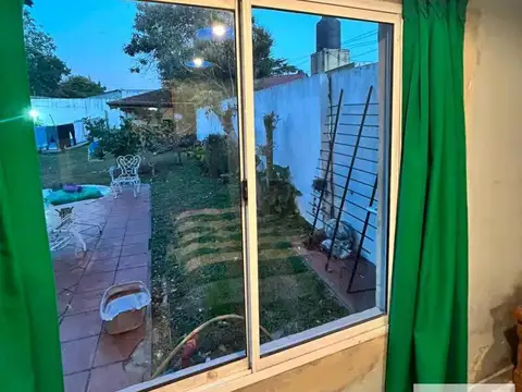 Casa 2 ambientes con 3 baños