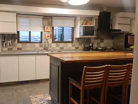 casa con piscina y jardín  en Bermejo