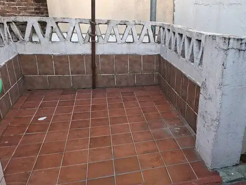 Depto Tipo Casa 3 ambientes con 1 baño