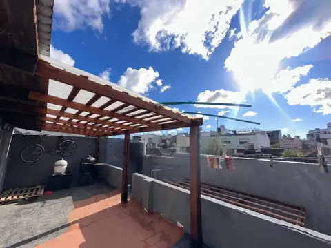 Depto Tipo Casa en Venta de 2 dormitorios