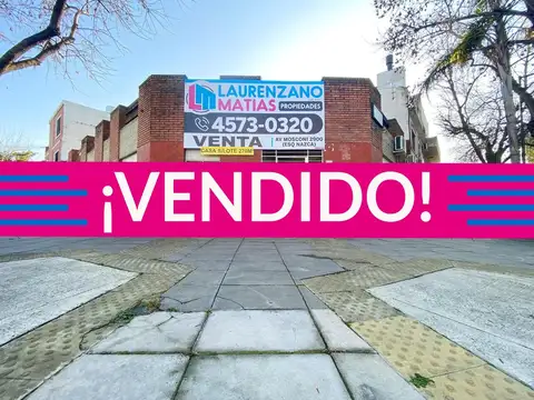   VENDIDO   CASA SOBRE LOTE PROPIO DE 8,66 X 21,38 - AGRONOMIA