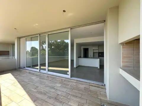 Departamento 4 ambientes con 3 baños