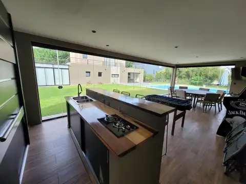 Casa en Venta en Haras Maria Elena, USD 500.000