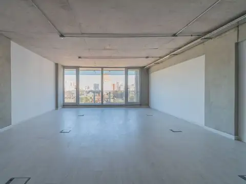 Oficina en Alquiler con 1 cochera