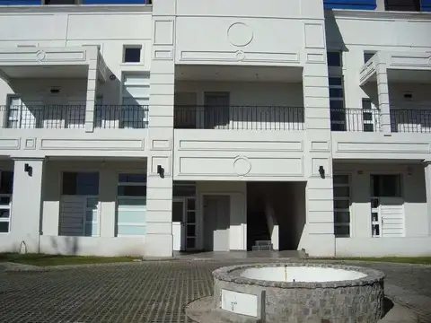 Arcos del Pilar